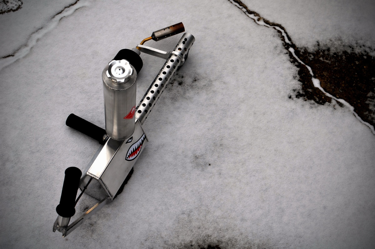 Бытовой мини-огнемет для истинных ценителей прекрасного - 2 image