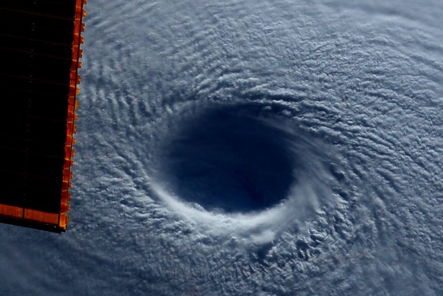 Тайфун Майсак: смотрим из космоса - 5