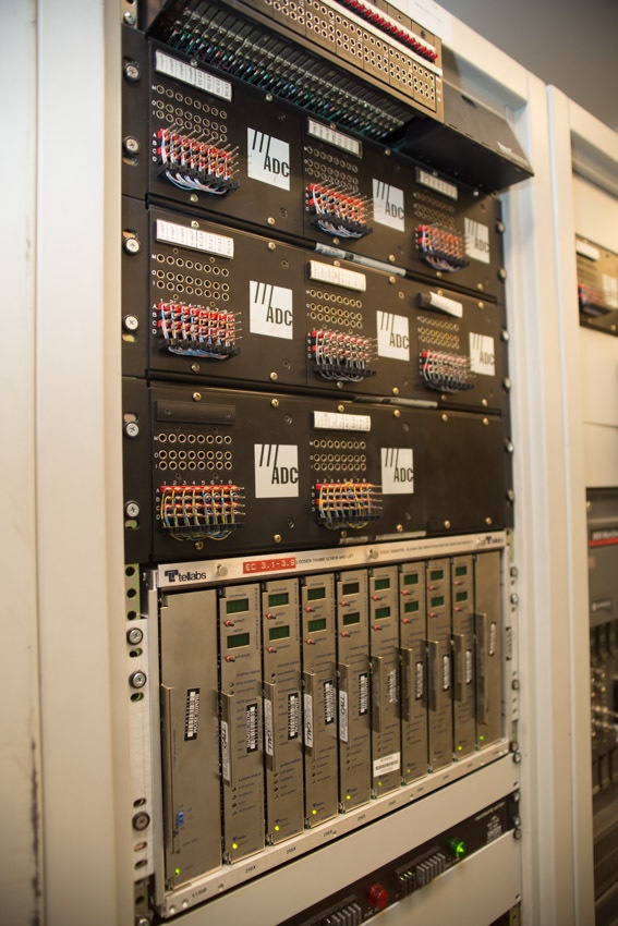 Аппаратный зал (про инфраструктуру спутниковой сети и осциллограф) - 27 Аппаратный зал (про инфраструктуру спутниковой сети и осциллограф) - 27