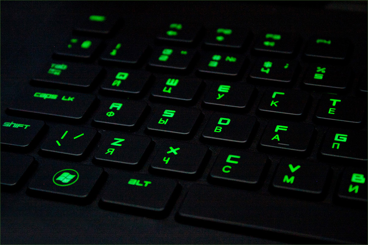 Razer Deathstalker: смесь бульдога с носорогом - 9