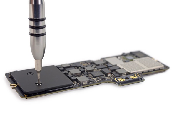 Разборка Retina Macbook 2015 от iFixit: невозможно ни отремонтировать, ни проапгрейдить - 16