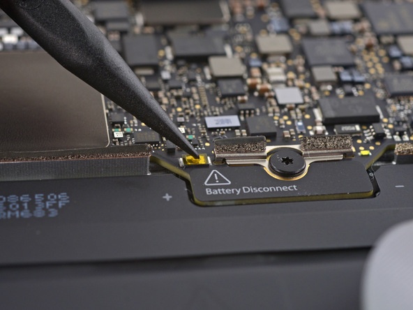 Разборка Retina Macbook 2015 от iFixit: невозможно ни отремонтировать, ни проапгрейдить - 7