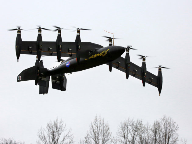 Беспилотник NASA с 10 электродвигателями: эра летающих дронов-трансформеров началась - 1