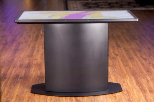 Первый в мире умный стол с разрешением 4К
