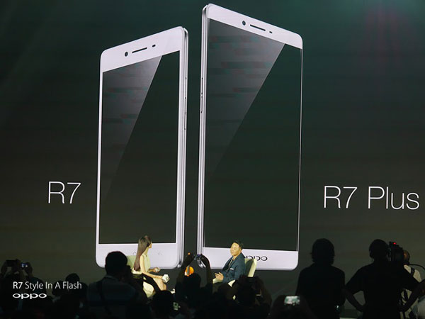 Цена Oppo R7 примерно равна $400, Oppo R7 Plus — $480