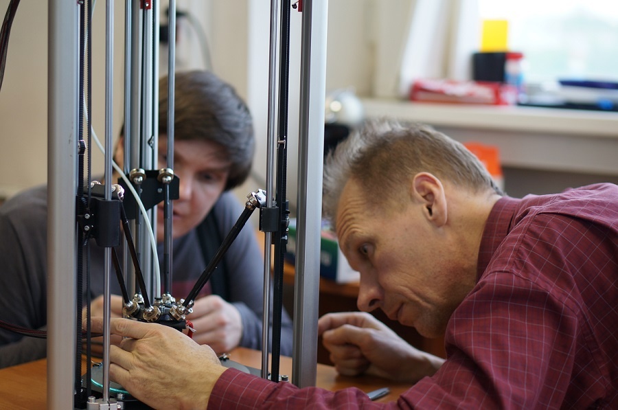 Тест-драйв 3D-принтеров Uni и Mini в Москве: первые впечатления - 4 Тест-драйв 3D-принтеров Uni и Mini в Москве: первые впечатления - 4