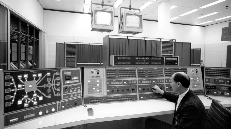 Центр управления полётами NASA в Хьюстоне отпраздновал 50-летие - 5 image