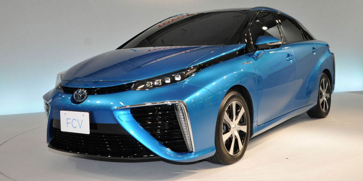 Mirai — это будущее. Первый в мире серийный автомобиль на водородном топливе. Если верить Toyota. Минифоторепортаж - 1