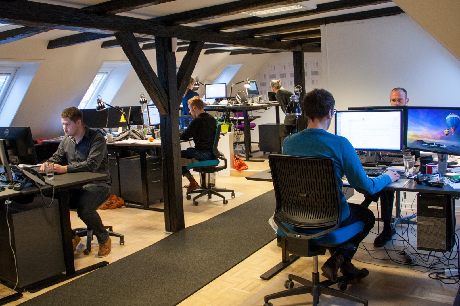 Все флаги в гости к нам: как сотрудники 25 национальностей делают поисковик momondo - 12 Все флаги в гости к нам: как сотрудники 25 национальностей делают поисковик momondo - 12