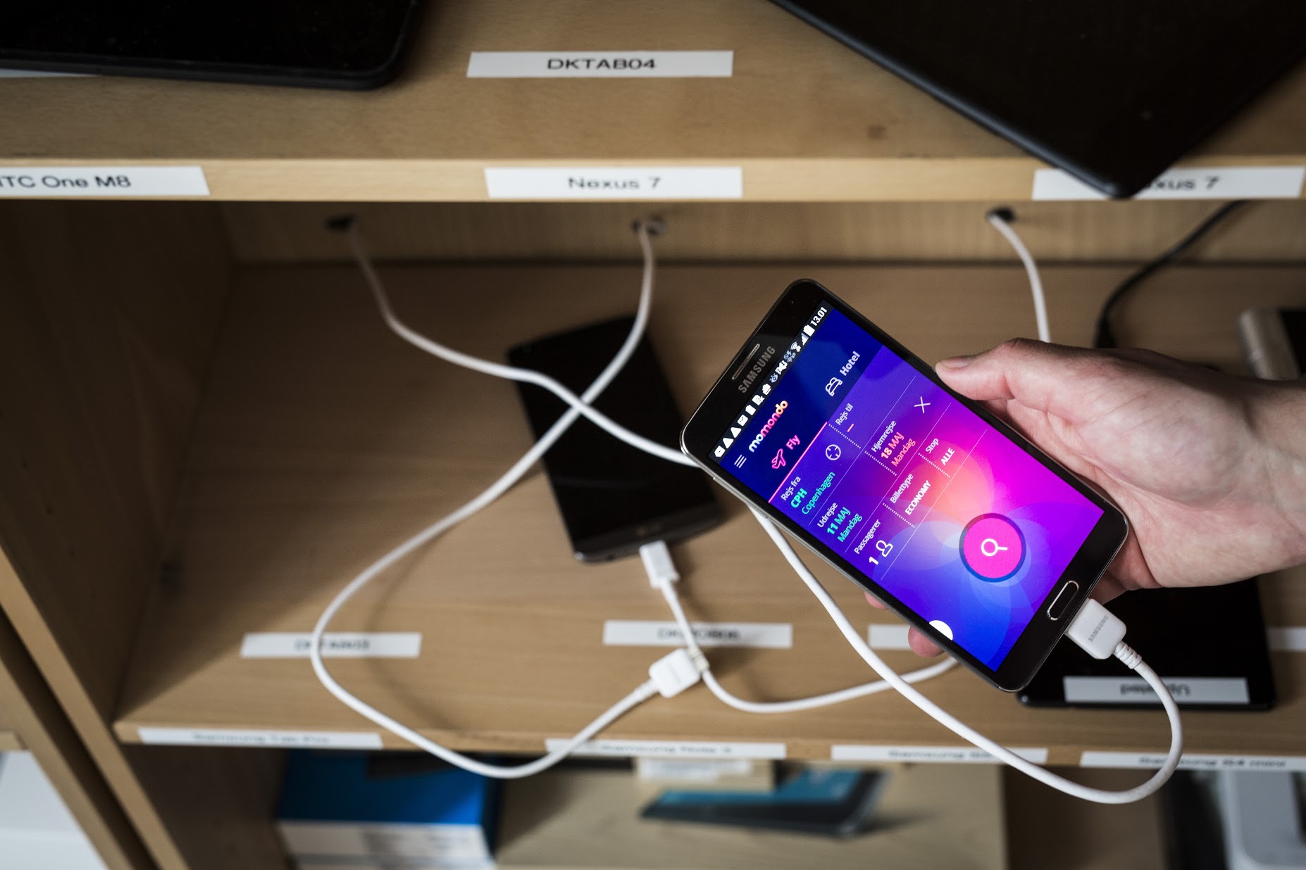 Все флаги в гости к нам: как сотрудники 25 национальностей делают поисковик momondo - 16 Все флаги в гости к нам: как сотрудники 25 национальностей делают поисковик momondo - 16