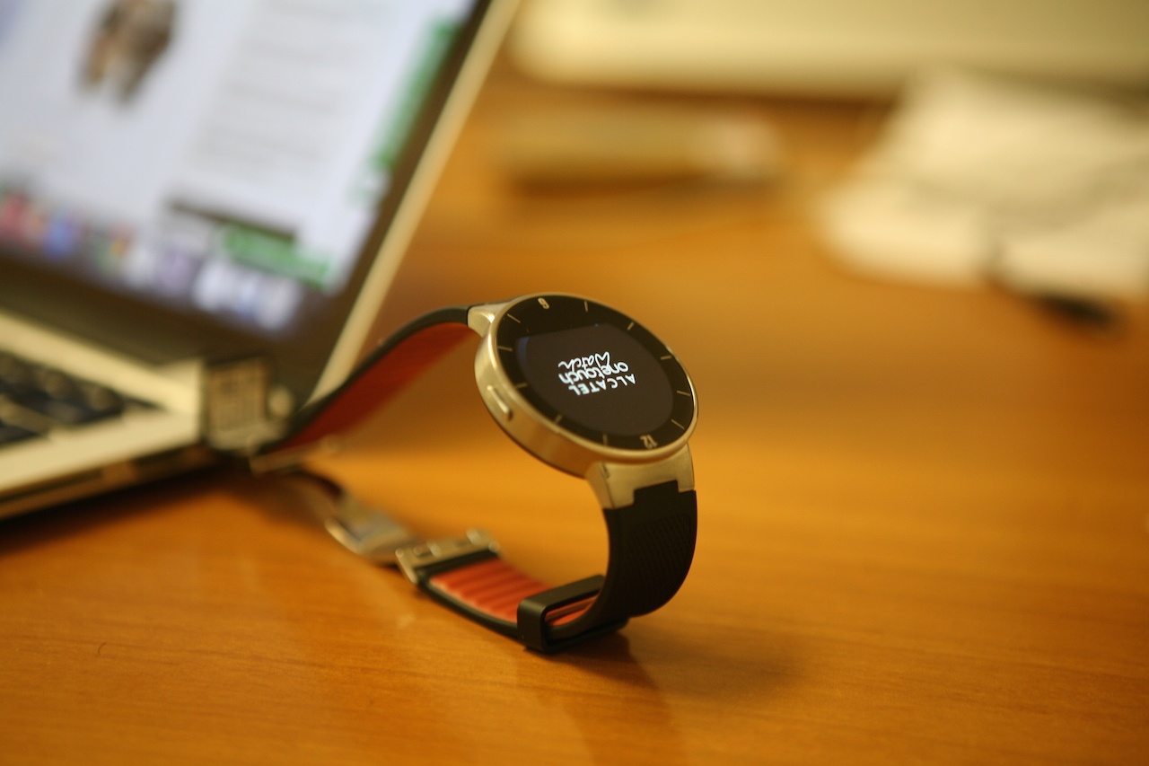 Alcatel One Touch — Смарт-часы без Android Wear, первое знакомство - 3