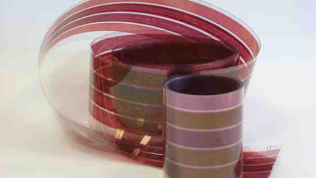 Калифорнийские химики придумали, как сделать высокоэффективные полимерные солнечные панели - 1 image