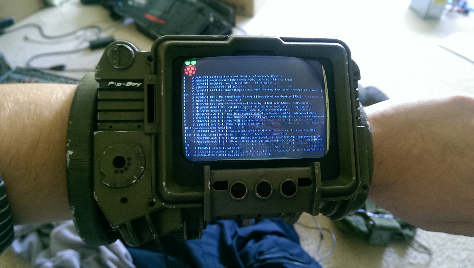 PipBoy из Fallout 3 на Raspberry Pi - 7