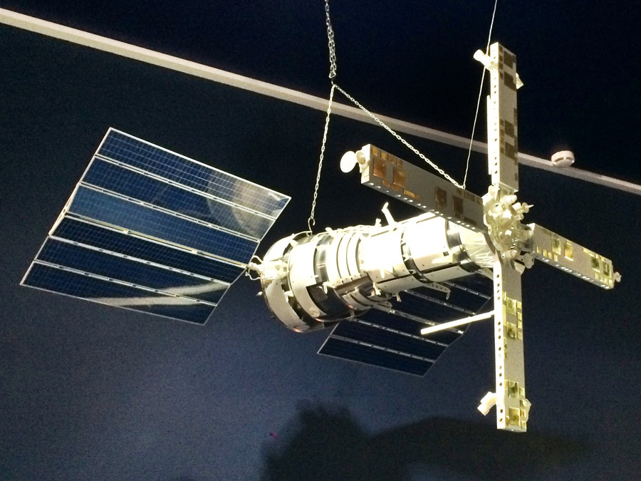 Санкт-Петербург космический - 25 Санкт-Петербург космический - 25
