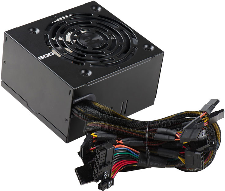 Блок питания EVGA 600W имеет сертификат 80 Plus