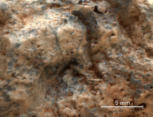 Curiosity обнаружил континентообразующие породы на Марсе - 1