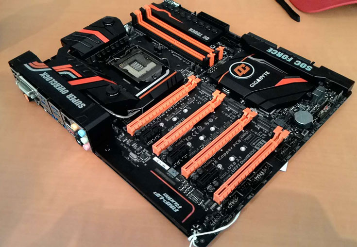 системная плата Gigabyte Z170-SOC Force