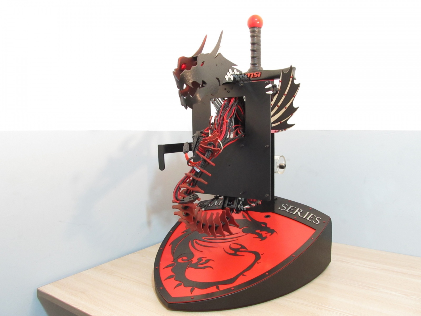 Корпус MSI Dragon — восстановить за 100 часов - 53