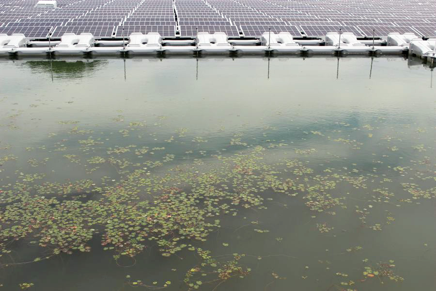 Япония начала борьбу с нехваткой энергии с помощью плавучих солнечных электростанций - 4 image