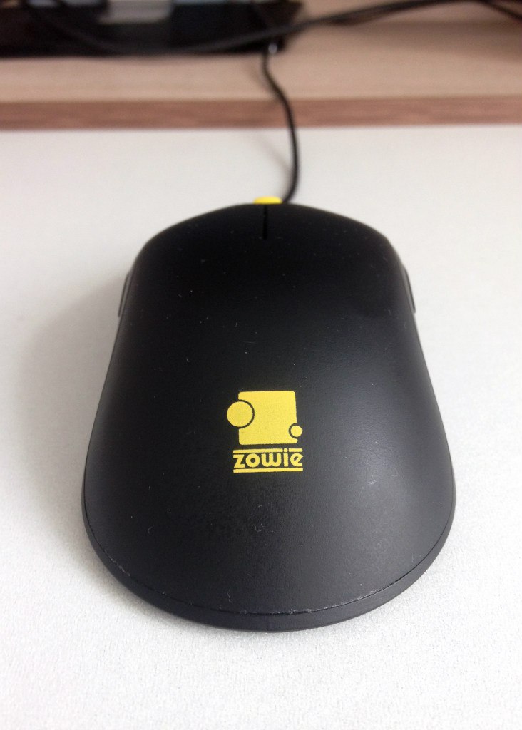 Zowie FK1. Аскетичная симметрия - 8 image