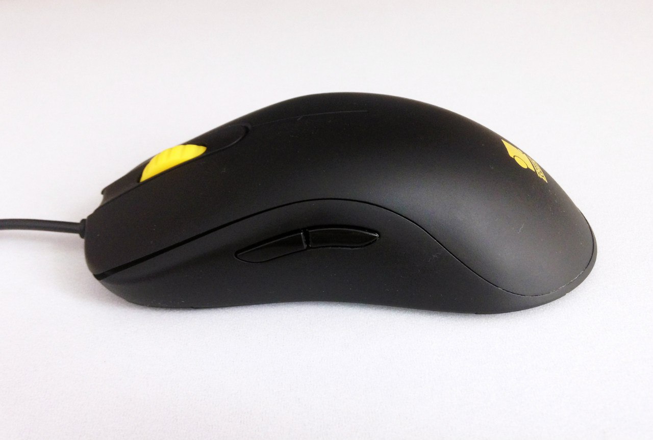 Zowie FK1. Аскетичная симметрия - 1 image