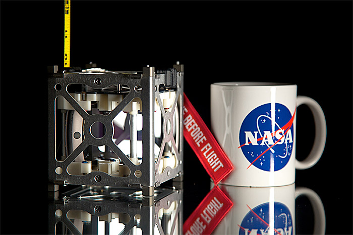 NASA готовит рой микроспутников к Луне - 4