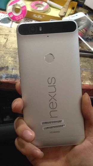 В Сети появились фотографии нового смартфона Huawei Nexus