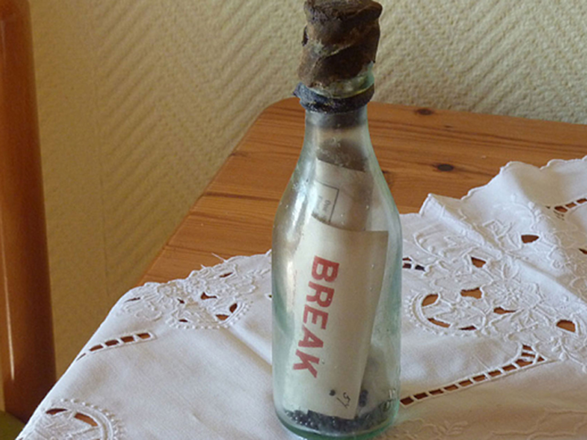 В Германии нашли бутылку с запиской, которая провела в море 108 лет - 1