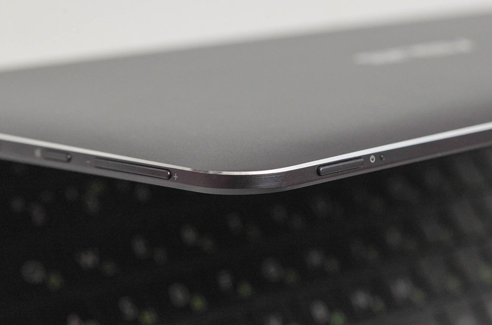 Обзор ноутбука-трансформера ASUS Transformer Book T300 Chi - 9 Обзор ноутбука-трансформера ASUS Transformer Book T300 Chi - 9