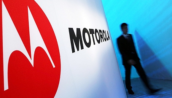 Lenovo полностью передаст бизнес по производству смартфонов под управление Motorola