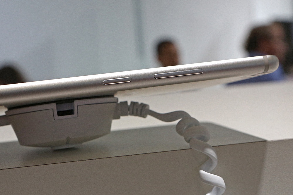 PHAB Plus на IFA 2015: первый взгляд на первый фаблет Lenovo - 7 PHAB Plus на IFA 2015: первый взгляд на первый фаблет Lenovo - 7