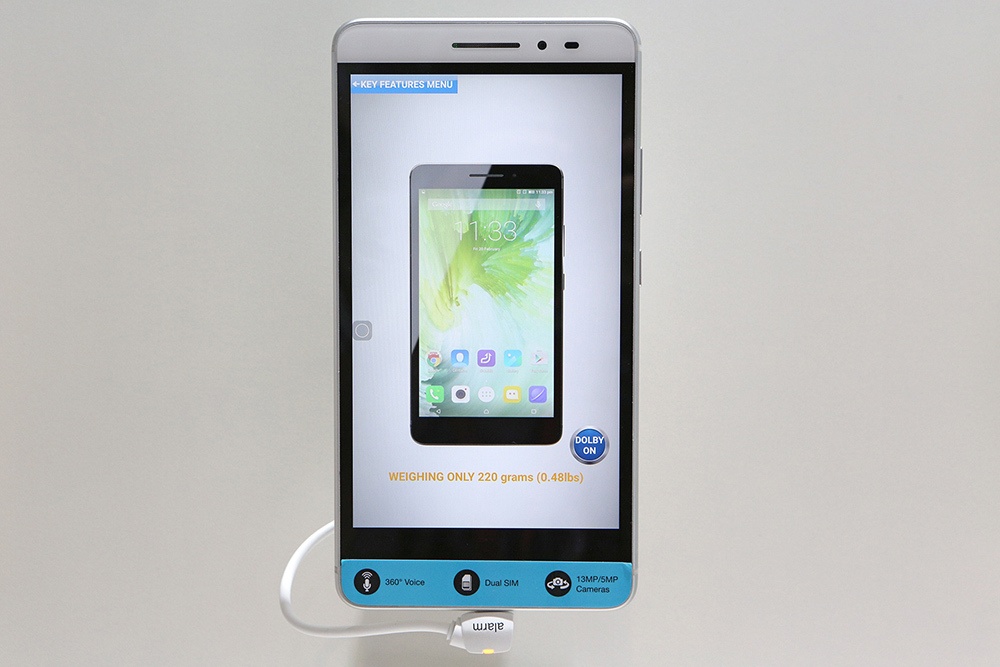 PHAB Plus на IFA 2015: первый взгляд на первый фаблет Lenovo - 1 PHAB Plus на IFA 2015: первый взгляд на первый фаблет Lenovo - 1