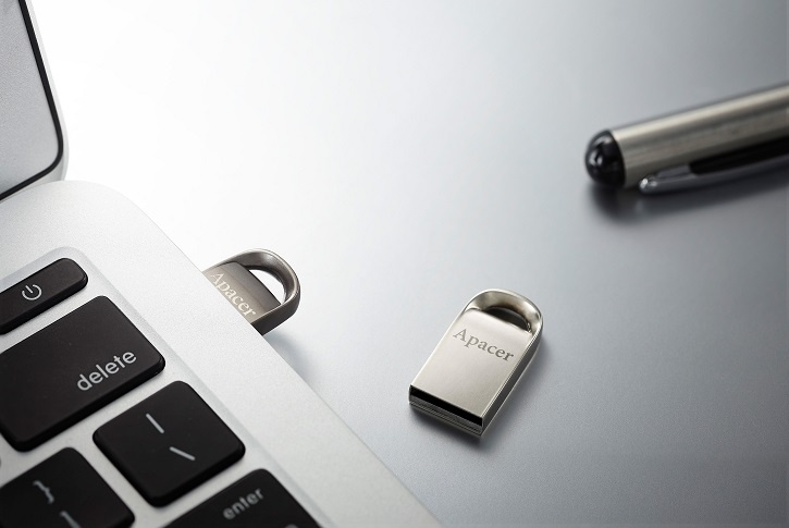 Apacer AH115 и AH156 оснащены портами USB 3.0 и USB 2.0