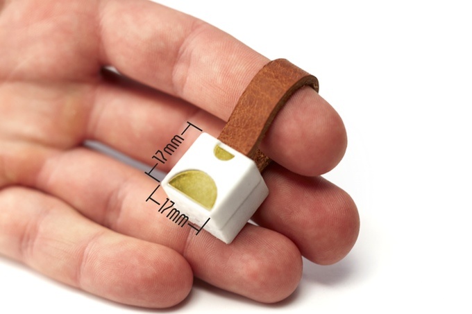 Nipper — самое маленькое зарядное устройство в мире - 3