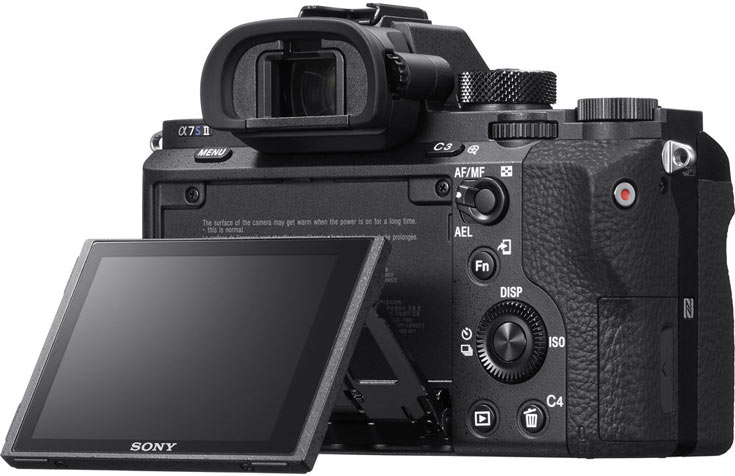 Камера Sony Alpha a7S II оснащена пятиосевым стабилизатором изображения