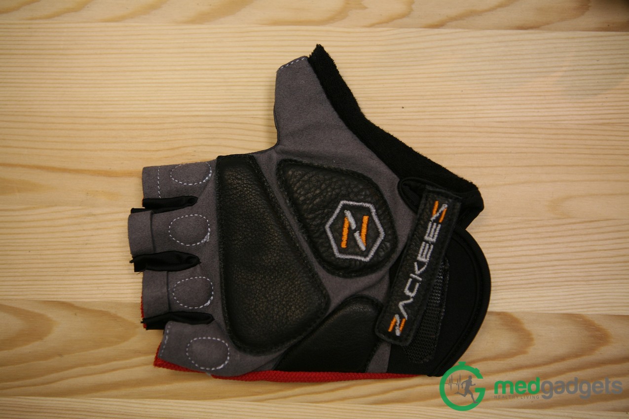 Велосипедные перчатки Zackees повышают безопасность велосипедиста на дороге - 6
