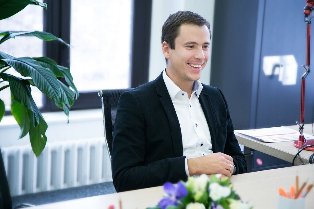 Привет! Я Владимир Холязников, CEO и сооснователь KupiVip, и я готов ответить на ваши вопросы - 1 Владимир Холязников, KupiVIP