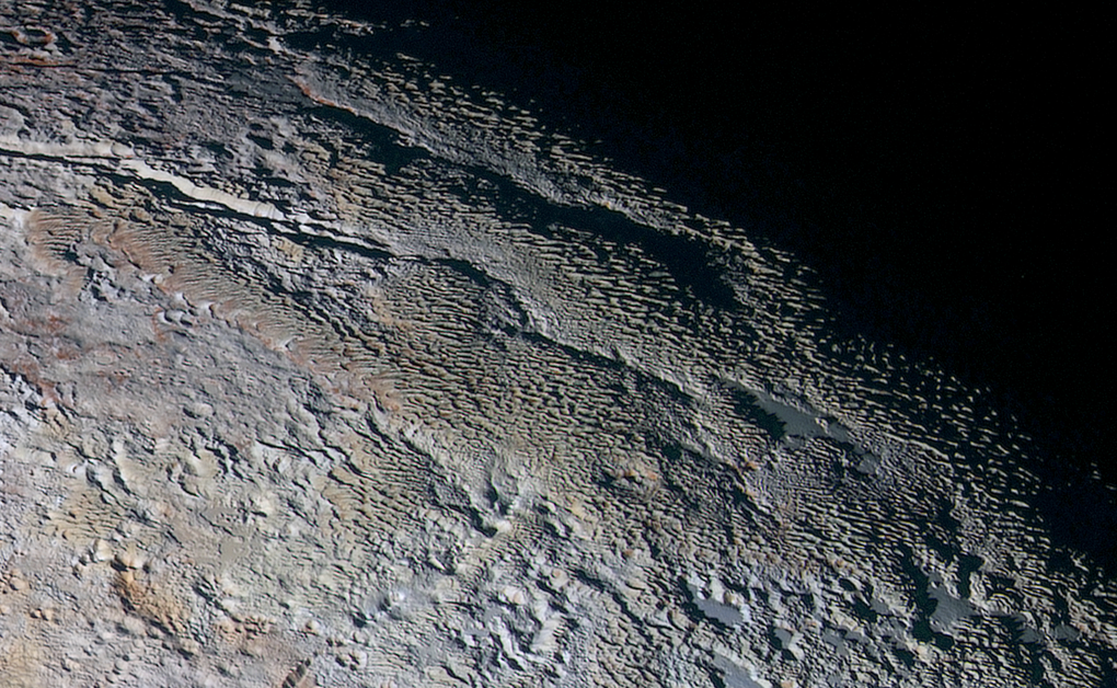 New Horizons прислал цветные фото Плутона высокого разрешения - 2