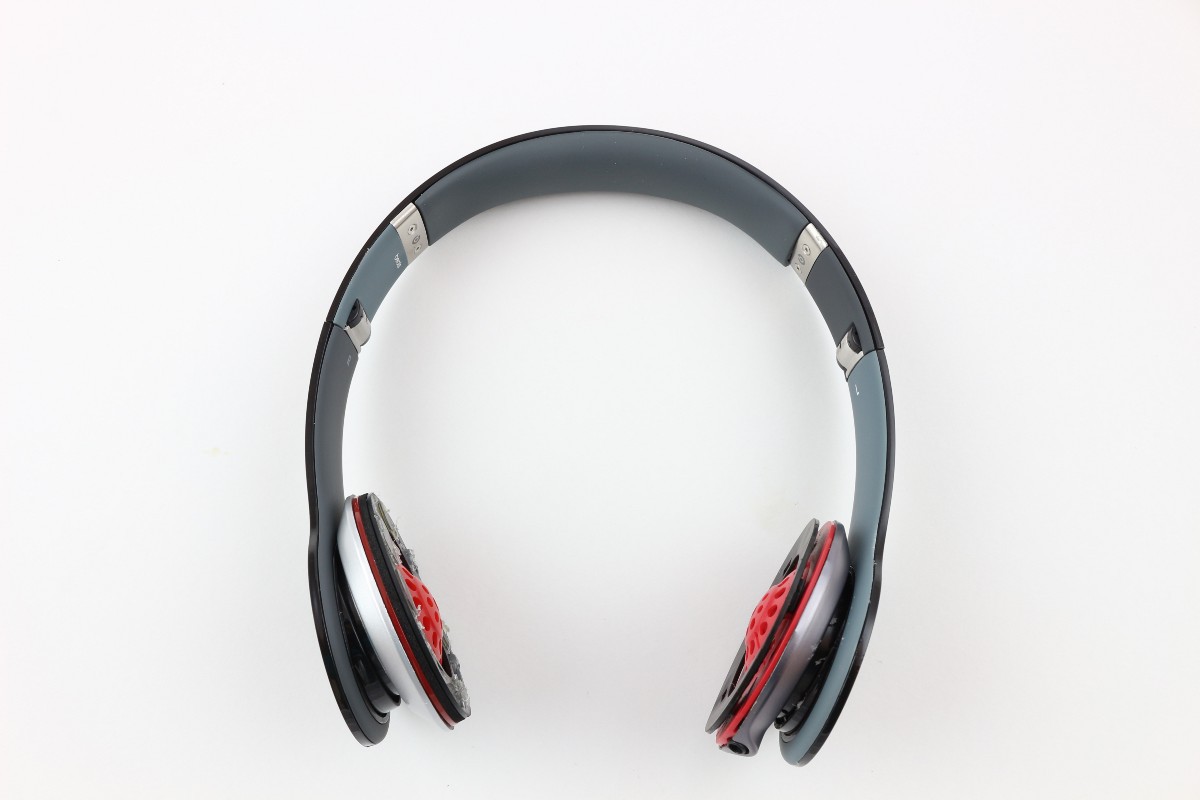 Как это сделано: Поддельные и настоящие Beats by Dre - 1