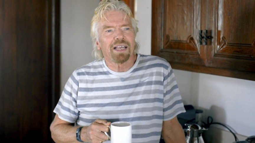 Глянцевая подборка: какие гаджеты носят известные люди - 17 Глянцевая подборка: какие гаджеты носят известные люди - 17