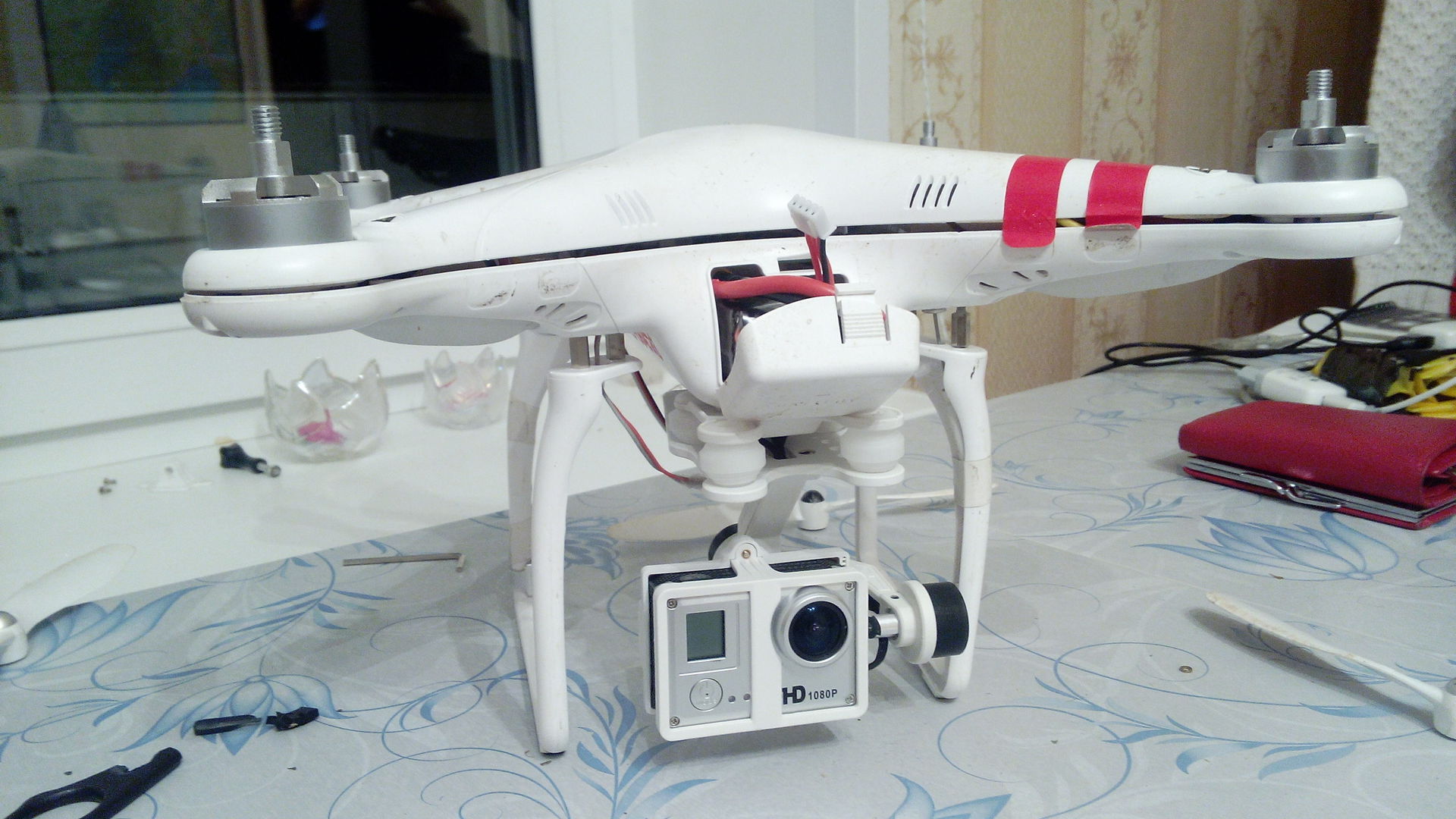 Подключение подвеса Walkera G-2D к квадрокоптеру Dji Phantom 1 - 4 Подключение подвеса Walkera G-2D к квадрокоптеру Dji Phantom 1 - 4