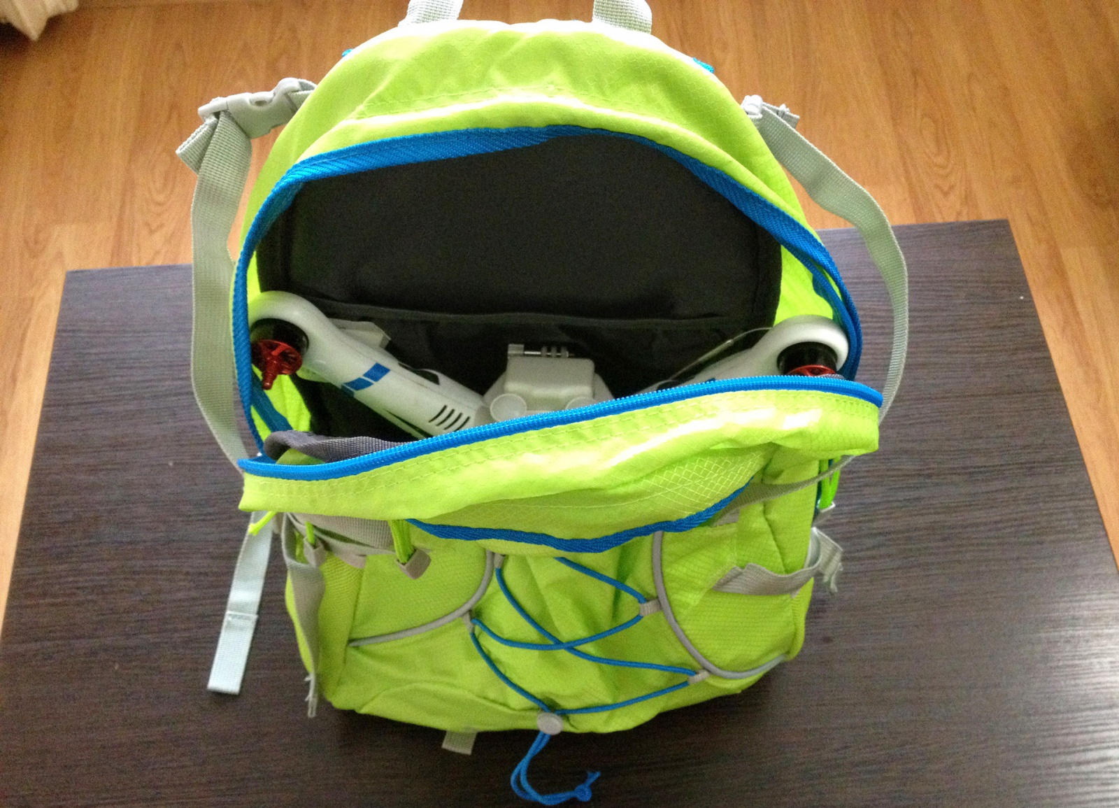 Квадрокоптер для GoPro глазами девушки — Wltoys v303 - 2 Квадрокоптер для GoPro глазами девушки — Wltoys v303 - 2