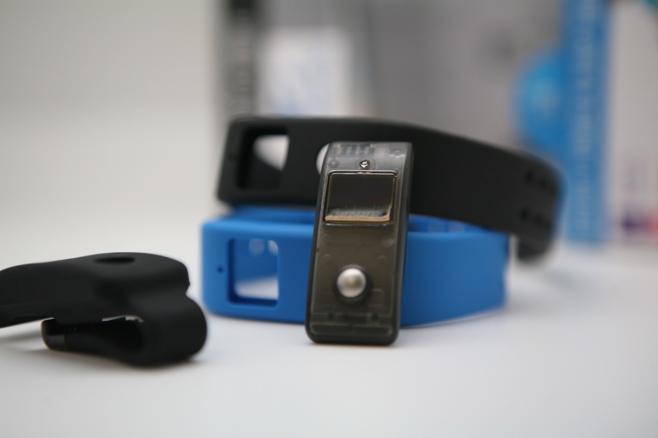 Подборка трекеров, у которых можно менять ремешки - 7 Подборка трекеров, у которых можно менять ремешки - 7