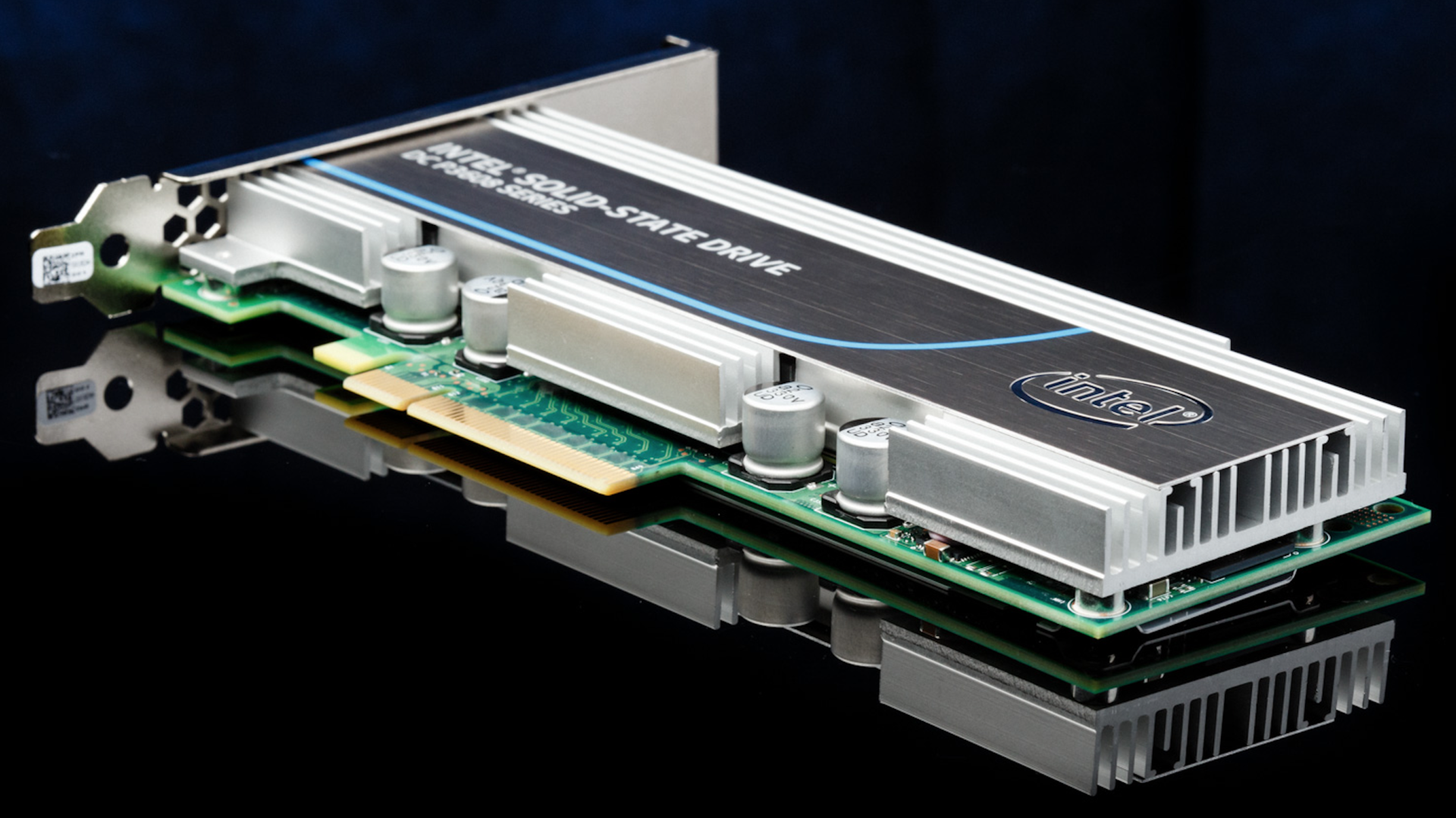 Intel представил самый быстрый SSD-накопитель - 1