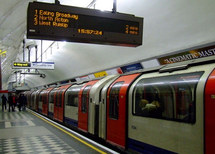Технология «Инвертор» позволит эффективно использовать энергию торможения поездов Лондонского метрополитена - 4