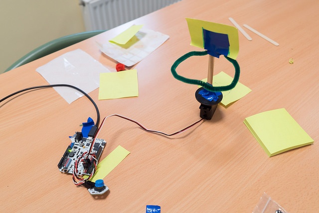 У вас нет робототехники? Тогда мы едем к вам - 25