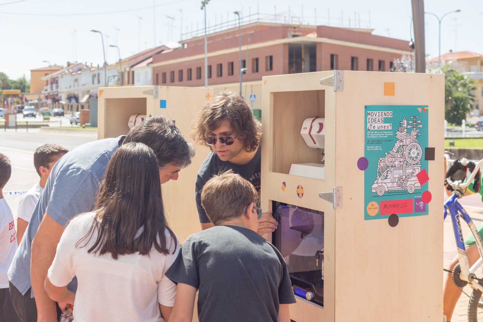 У вас нет робототехники? Тогда мы едем к вам - 31