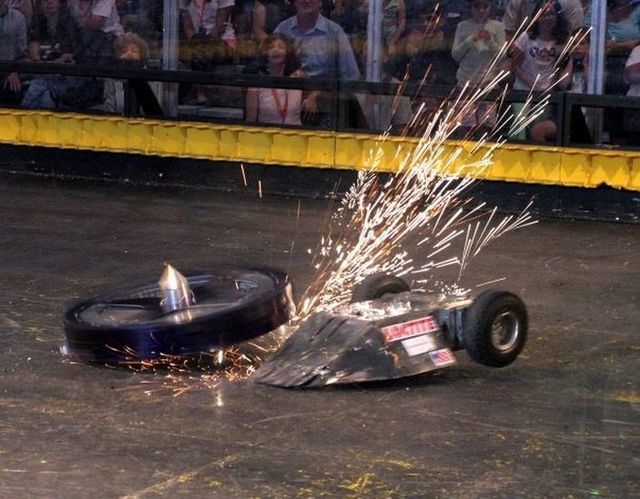 Бронебот 2015: Осенний разогрев. Первая большая битва роботов в России - 1 Бронебот 2015: Осенний разогрев. Первая большая битва роботов в России - 1