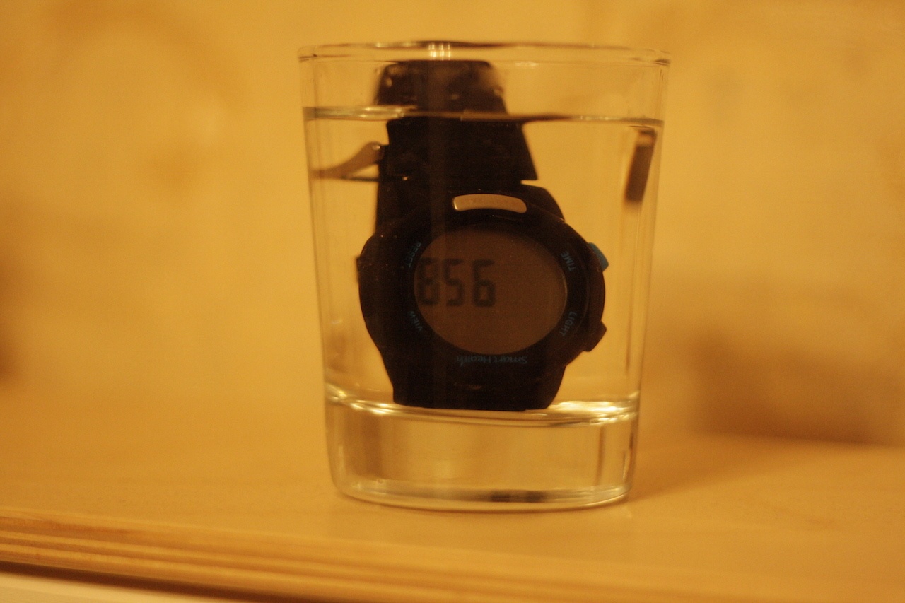 Проще некуда. Самые дешевые часы с пульсометром «для богатых»: Smart Health - 4