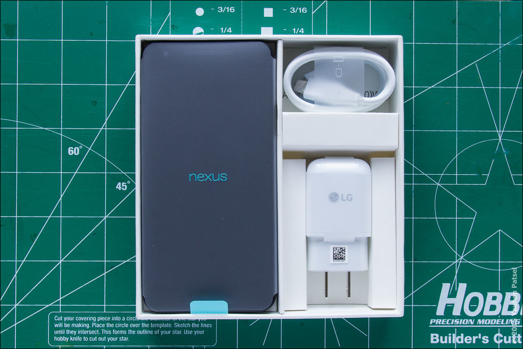 Unboxing Nexus 5X - 4
